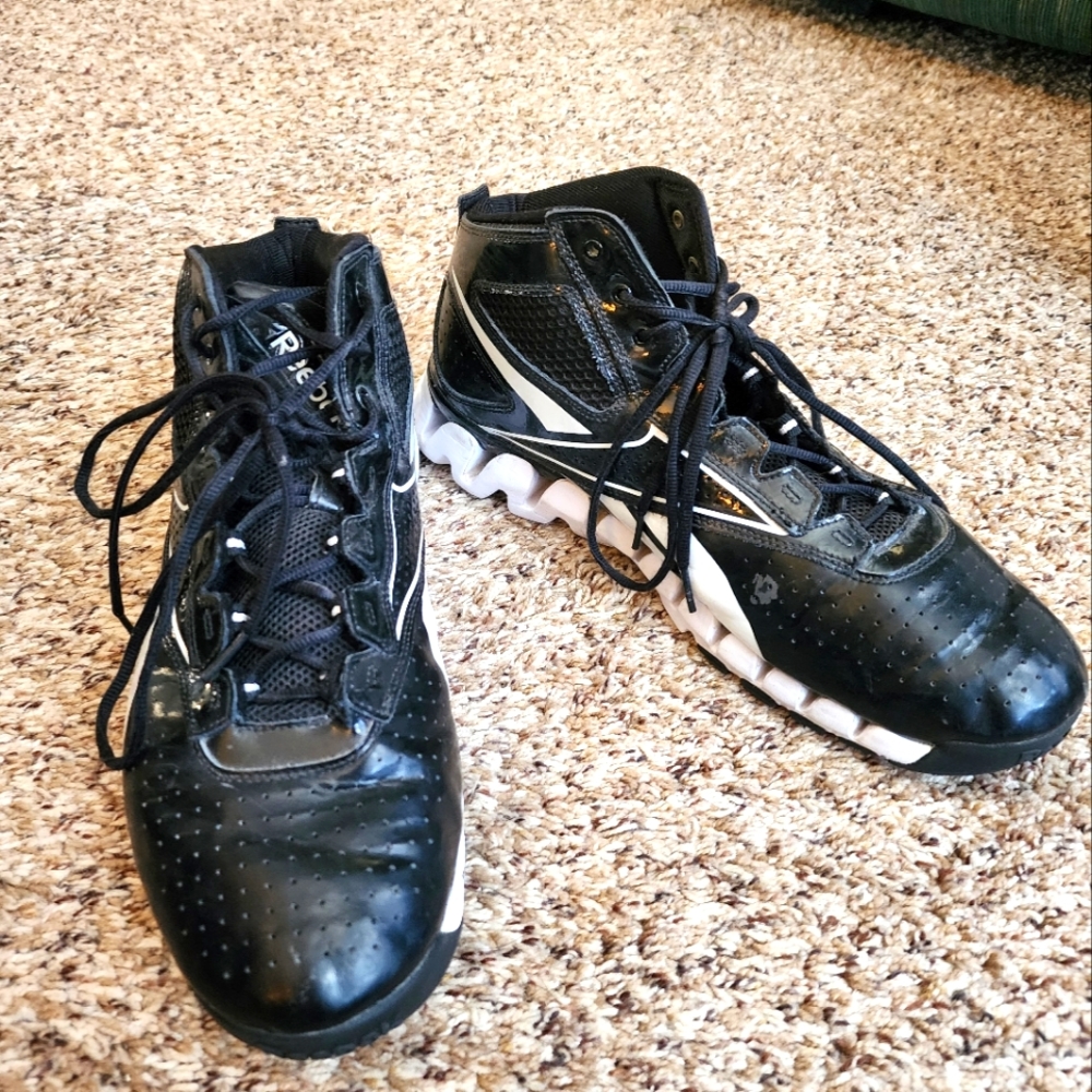 Mens Reebok Baskball Shoes Size 12